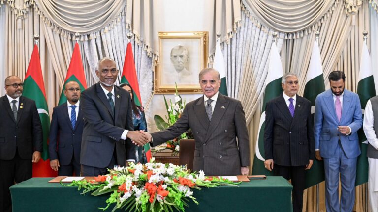 President Dr. Muizzu with Pakistan Prime Minister Shehbaz Sharif