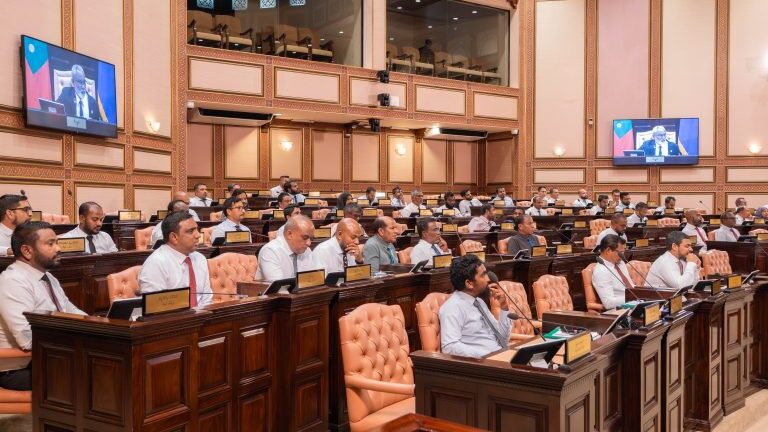 Government submits bill to make treason against the state a criminal offence